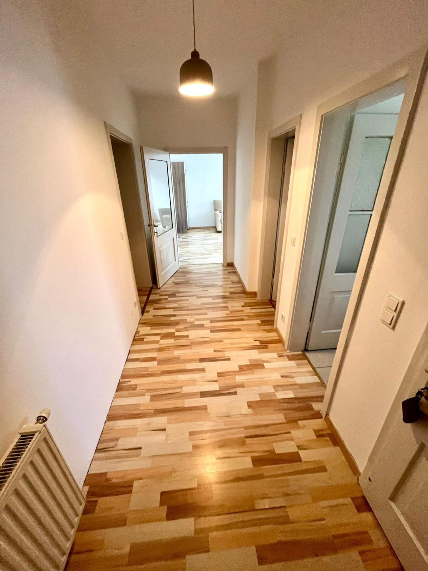 Monteurwohnung Leoben, Zentral Leoben  Eksteriør bilde